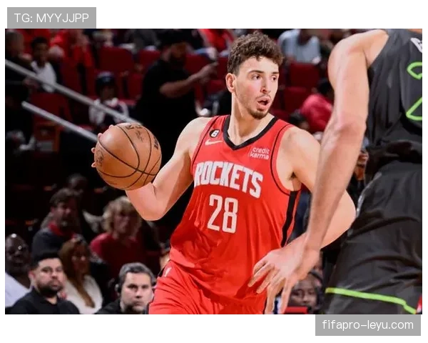 马丁内斯定调新赛季目标，球队稳定表现引期待